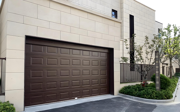 可克达拉车库门