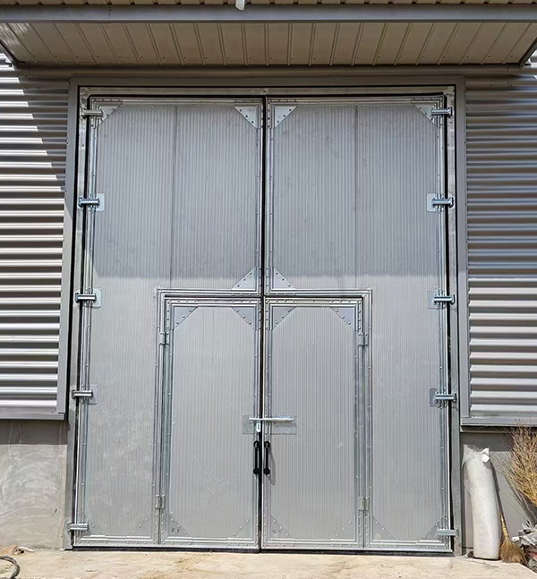 可克达拉工业平开门