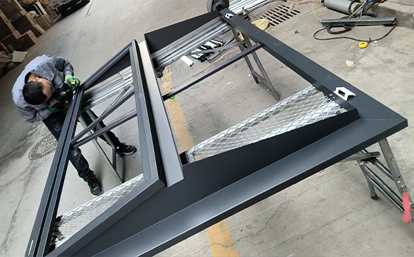 可克达拉排烟窗