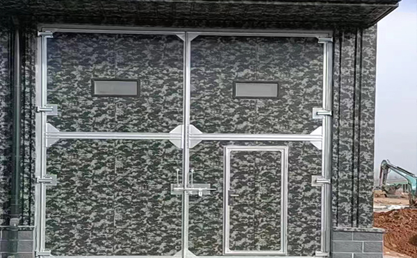 可克达拉工业平开门