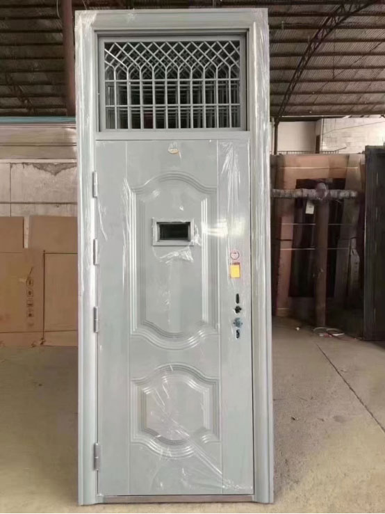 可克达拉学校教室门