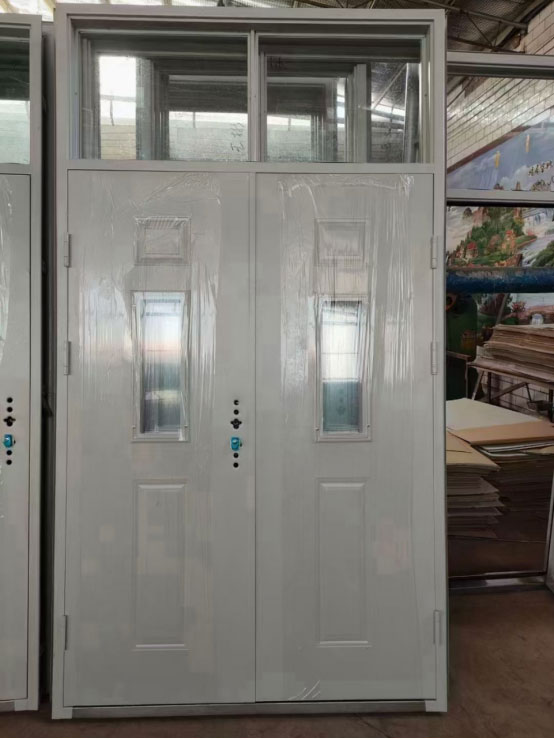 可克达拉学校教室门