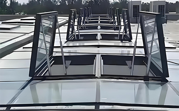 可克达拉兰州排烟窗选型安装与维护实用指南