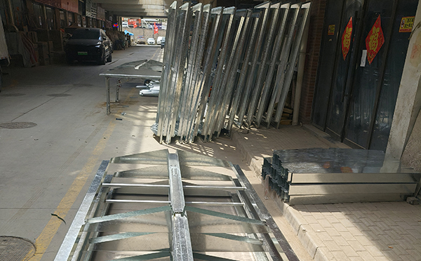 2025可克达拉排烟窗维护周期与电动开启故障排查