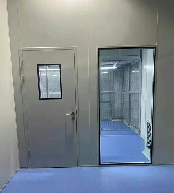 学校教学楼完成可克达拉防火门标准化安装